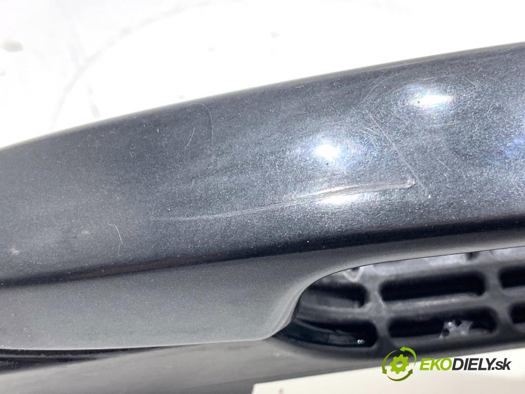 TOYOTA COROLLA E15 sedan 2008 93 kW 2.0 D-4D (ADE150) 1998 klika vnejší levý přední část