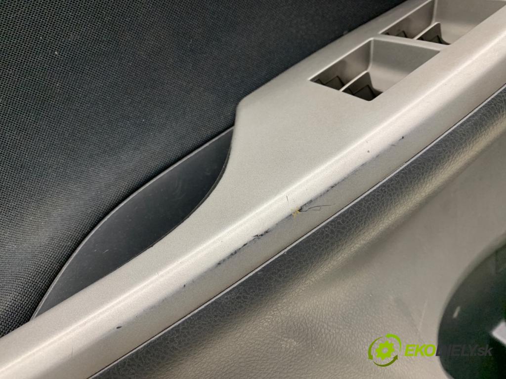 TOYOTA COROLLA E15 sedan 2008 93 kW 2.0 D-4D (ADE150) 1998 čalúnenie Dvere ľavy predný