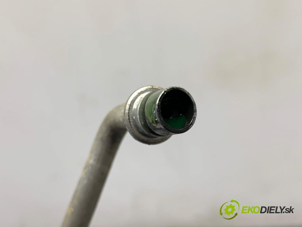 TOYOTA COROLLA E15 sedan 2008 93 kW 2.0 D-4D (ADE150) 1998 rúrka klimatizace 88710-02860 (Trubka klimatizace)