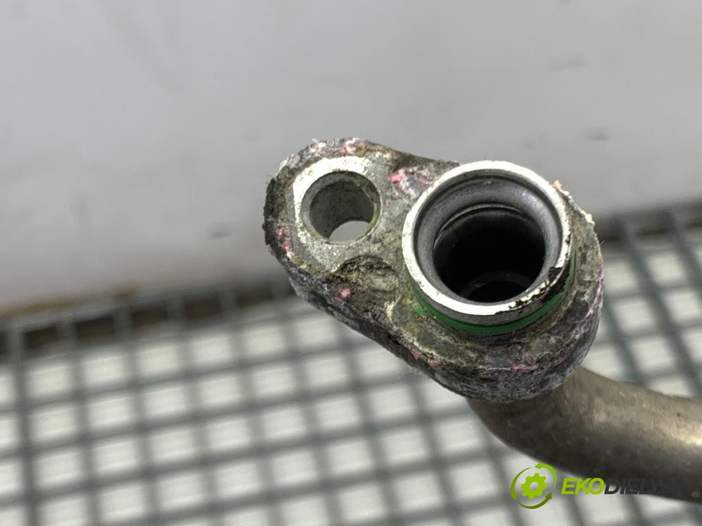 TOYOTA COROLLA E15 sedan 2008 93 kW 2.0 D-4D (ADE150) 1998 rúrka klimatizace  (Trubka klimatizace)