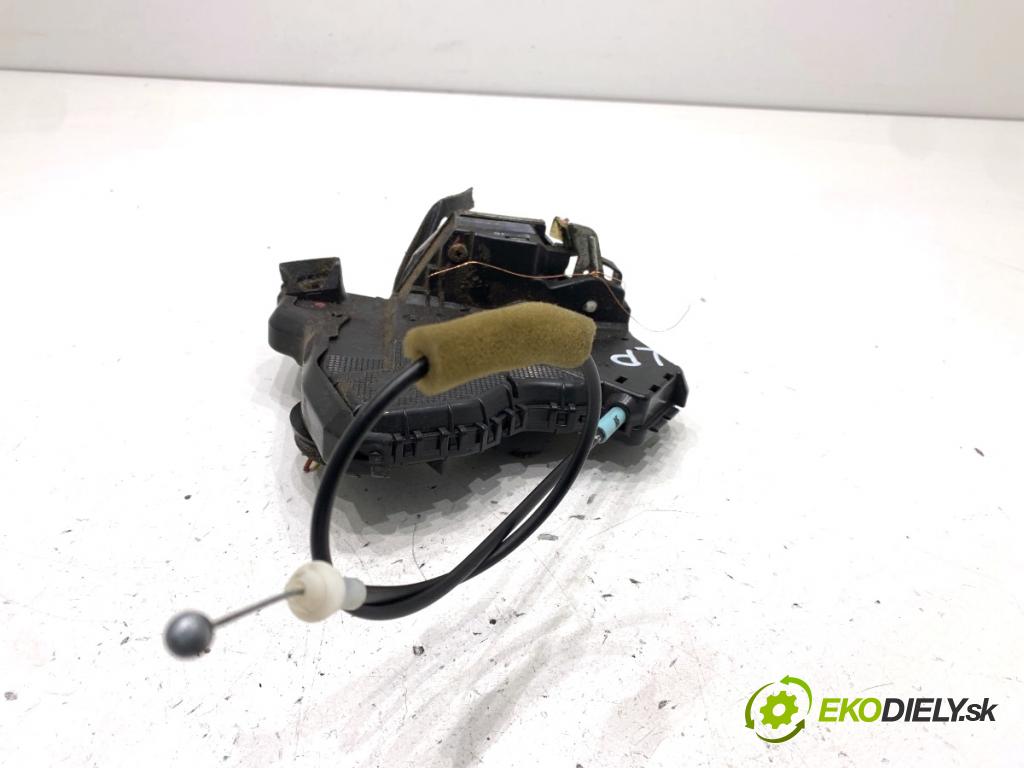 TOYOTA COROLLA E15 sedan 2008 93 kW 2.0 D-4D (ADE150) 1998 zámok dveře levý přední část