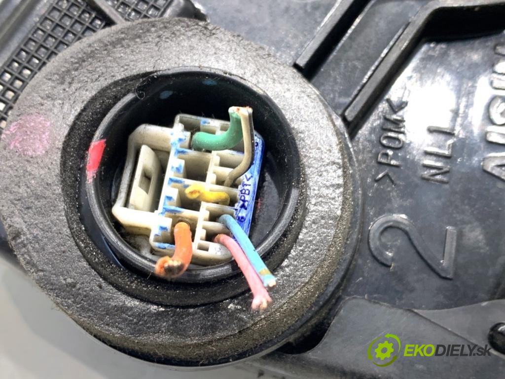 TOYOTA COROLLA E15 sedan 2008 93 kW 2.0 D-4D (ADE150) 1998 zámok dveře levý přední část