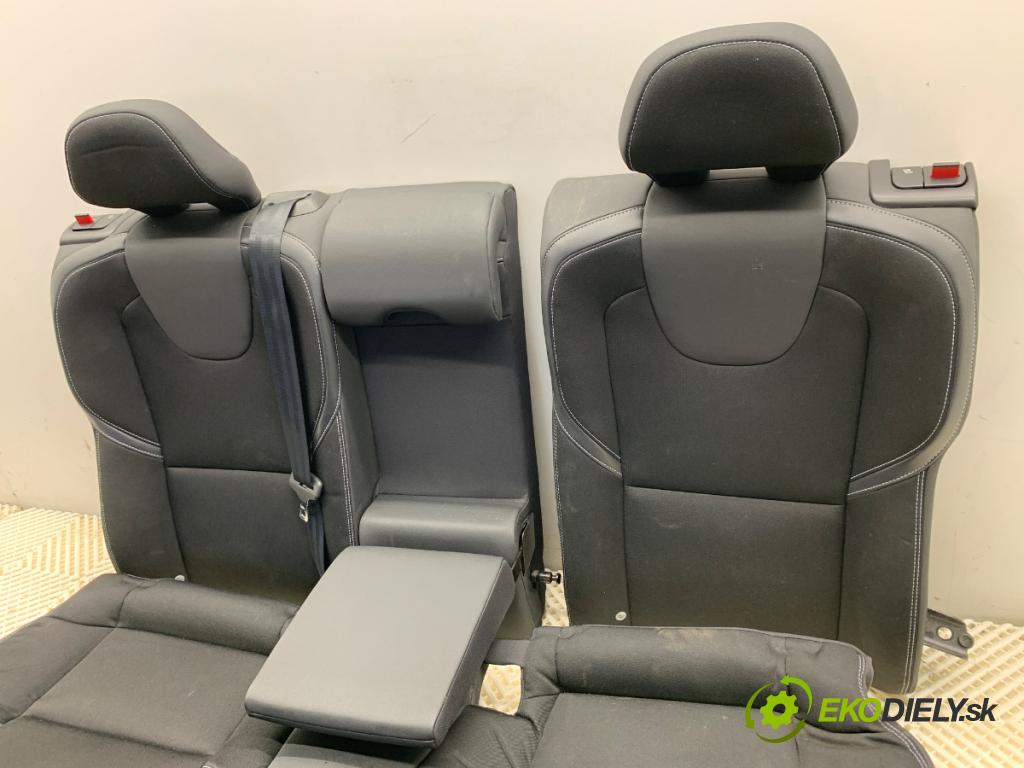 VOLVO V40 liftback 2016 88 kW D2 1969 Sedadlo druhý rad