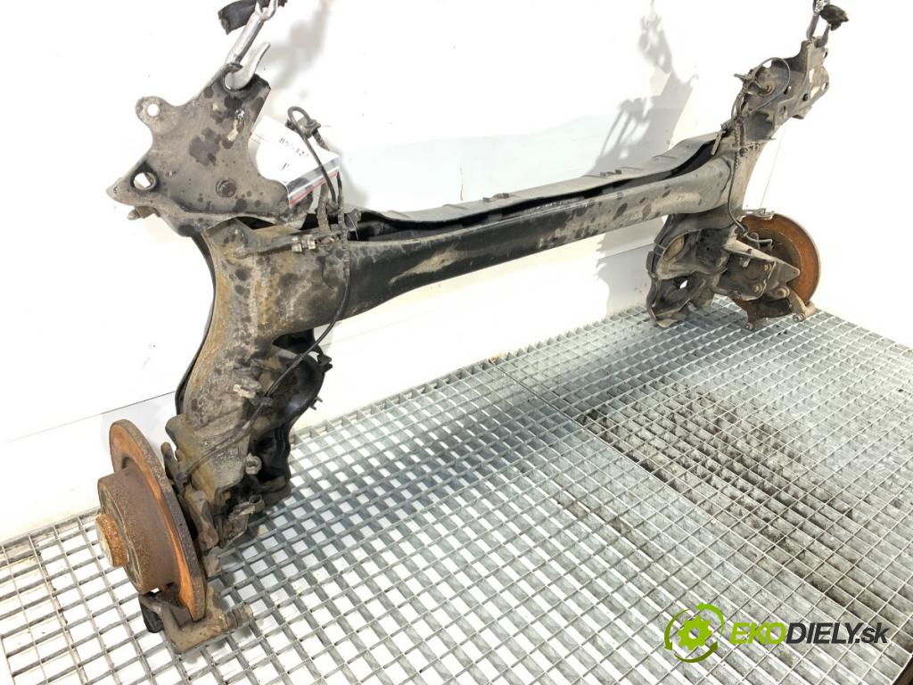 RENAULT GRAND SCENIC III nadwozie wielkoprzestrzenne (MPV) 2010 96 kW 1.4 16V (JZ0F) 1397 výztuha zadní část