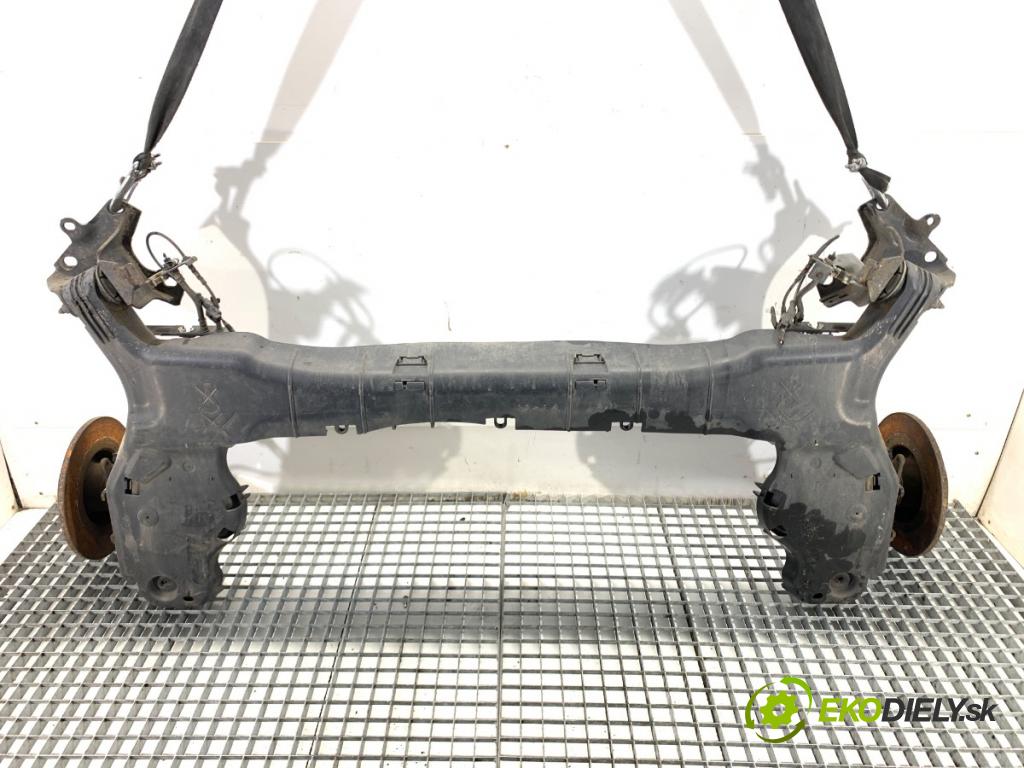 RENAULT GRAND SCENIC III nadwozie wielkoprzestrzenne (MPV) 2010 96 kW 1.4 16V (JZ0F) 1397 výztuha zadní část