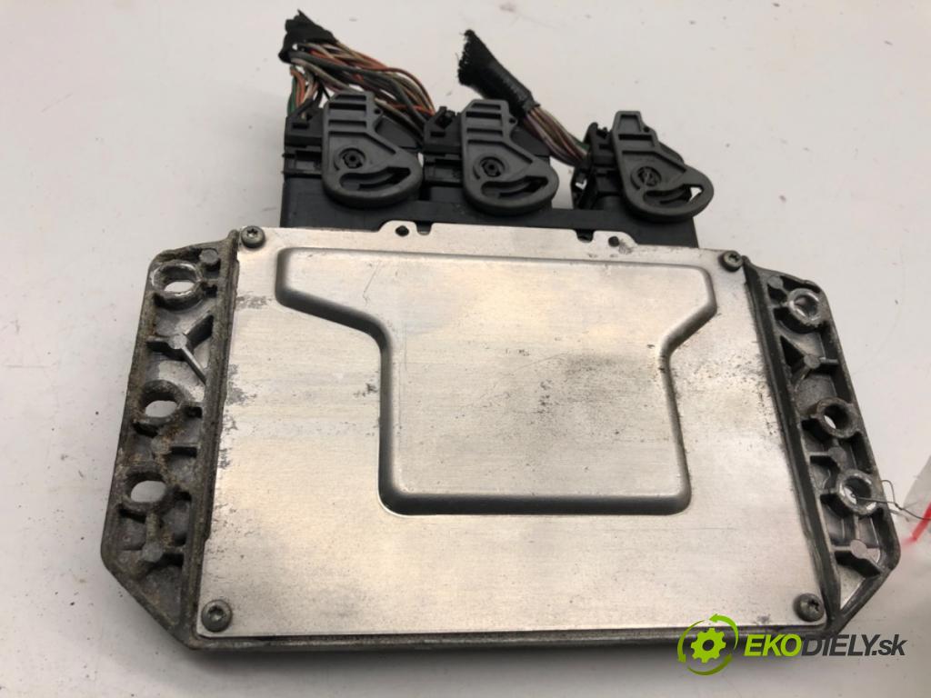 RENAULT GRAND SCENIC III nadwozie wielkoprzestrzenne (MPV) 2010 96 kW 1.4 16V (JZ0F) 1397 riadiaca jednotka Motor 237101029R (Riadiaca jednotka)