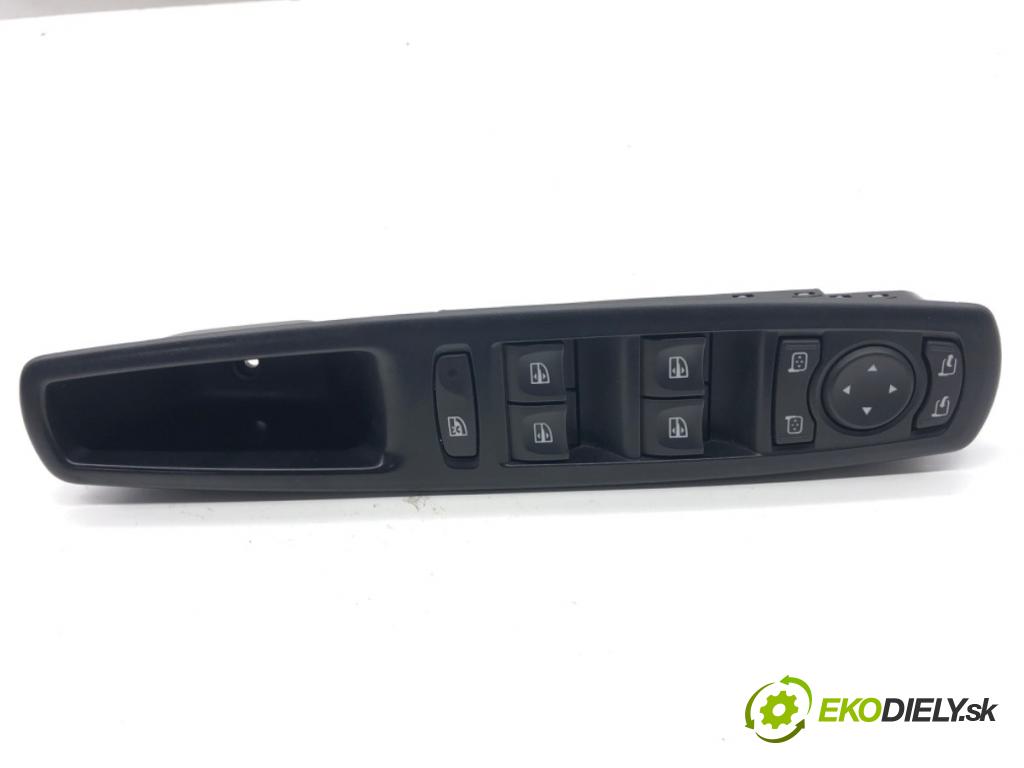 RENAULT GRAND SCENIC III nadwozie wielkoprzestrzenne (MPV) 2010 96 kW 1.4 16V (JZ0F) 1397 Prepínač okien  (Prepínacie páčky pod volantom)