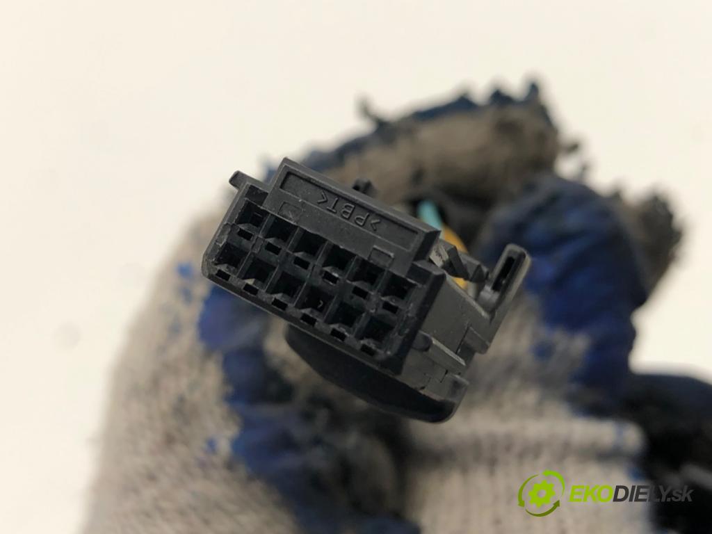 RENAULT GRAND SCENIC III nadwozie wielkoprzestrzenne (MPV) 2010 96 kW 1.4 16V (JZ0F) 1397 Spätné zrkadlo ľavy TEB66