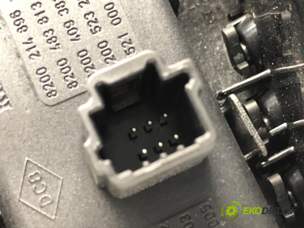 RENAULT GRAND SCENIC III nadwozie wielkoprzestrzenne (MPV) 2010 96 kW 1.4 16V (JZ0F) 1397 Mriežky kúrenia predný 682600031R