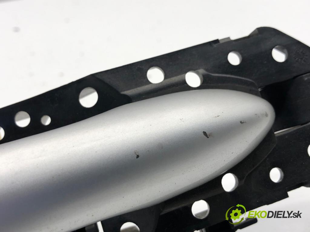 RENAULT GRAND SCENIC III nadwozie wielkoprzestrzenne (MPV) 2010 96 kW 1.4 16V (JZ0F) 1397 klika vnejší pravý přední část 806060042R