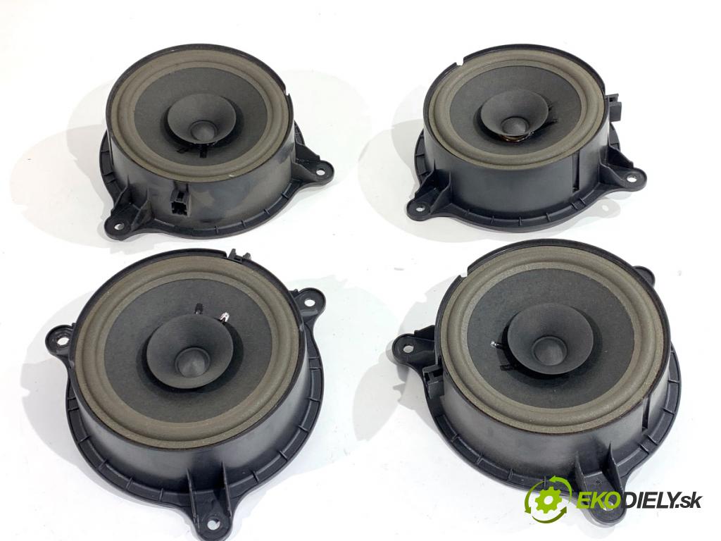 RENAULT GRAND SCENIC III nadwozie wielkoprzestrzenne (MPV) 2010 96 kW 1.4 16V (JZ0F) 1397 reproduktory 