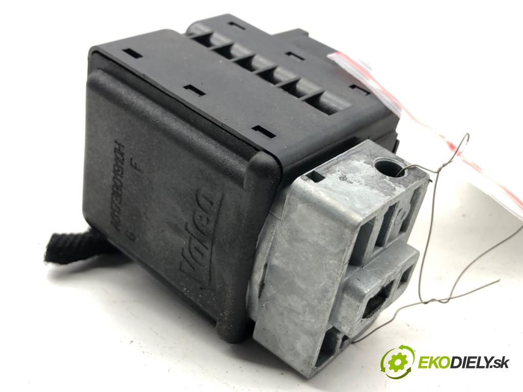 RENAULT GRAND SCENIC III nadwozie wielkoprzestrzenne (MPV) 2010 96 kW 1.4 16V (JZ0F) 1397 blokáda volantu  (Řízení ostatní)