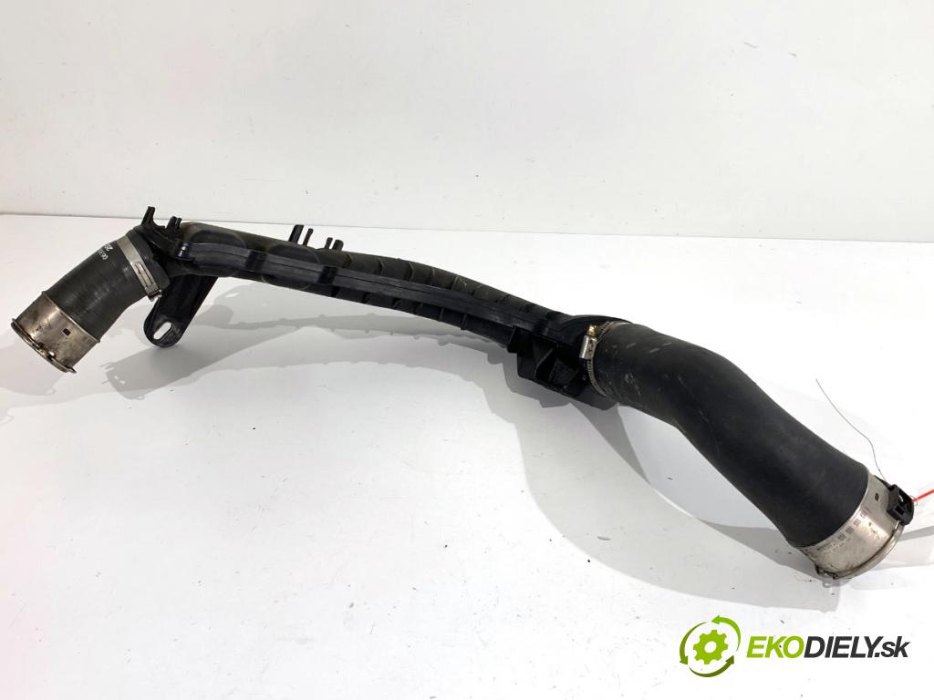 RENAULT GRAND SCENIC III nadwozie wielkoprzestrzenne (MPV) 2010 96 kW 1.4 16V (JZ0F) 1397 Rúra vzduchu H8200860017