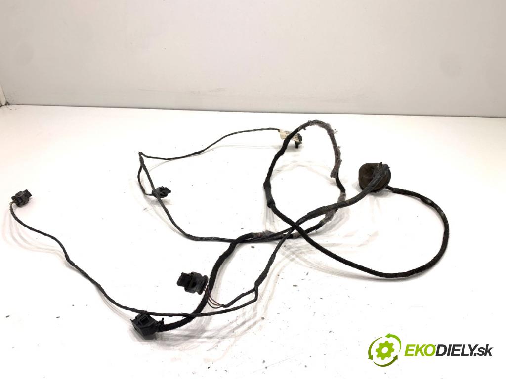 SKODA FABIA II Kombi 2008 63 kW 1.4 1390 káblovačka PDC zadní část 5J9971065