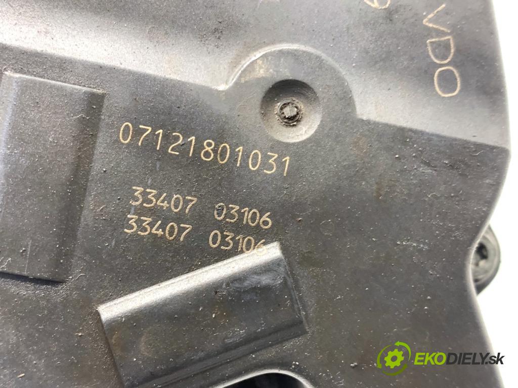 SKODA FABIA II Kombi 2008 63 kW 1.4 1390 Škrtiaca klapka 03C133062C (Škrtiaca klapka)