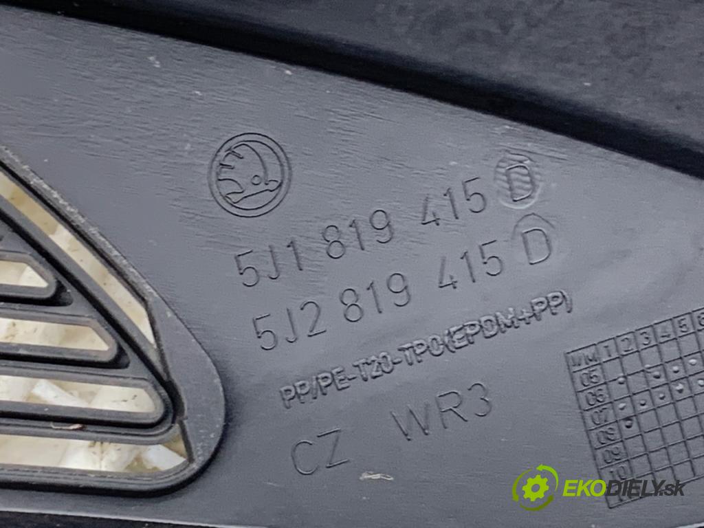 SKODA FABIA II Kombi 2008 63 kW 1.4 1390 Torpédo, plast pod čelné okno 5J1819415D (Torpédo (plast pod čelným sklom))