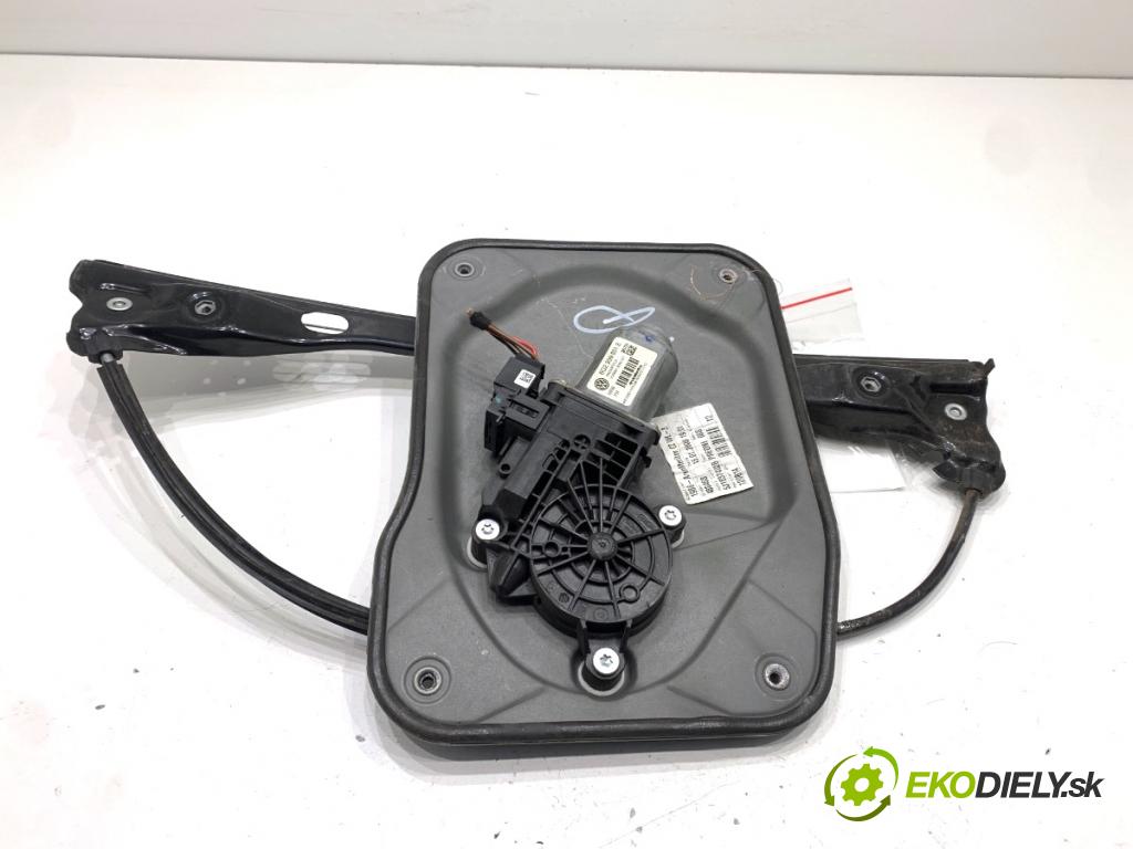 SKODA FABIA II Kombi 2008 63 kW 1.4 1390 mechanismus okna pravý přední část 5J1837402B