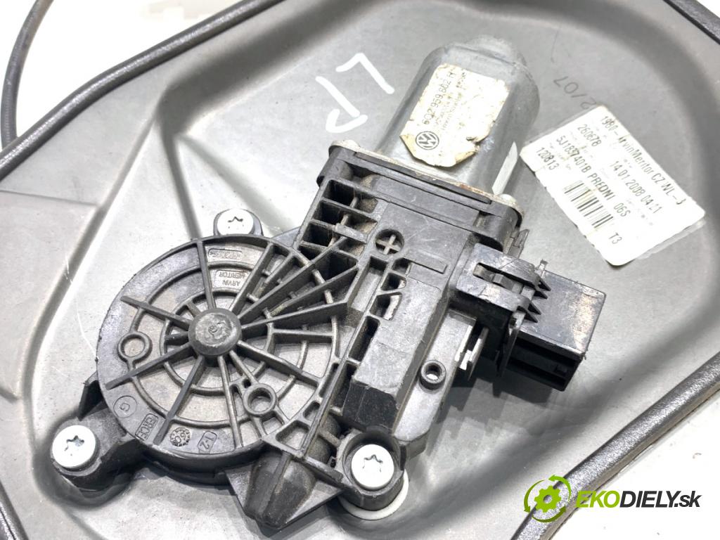 SKODA FABIA II Kombi 2008 63 kW 1.4 1390 mechanismus okna levý přední část 5J1837401B