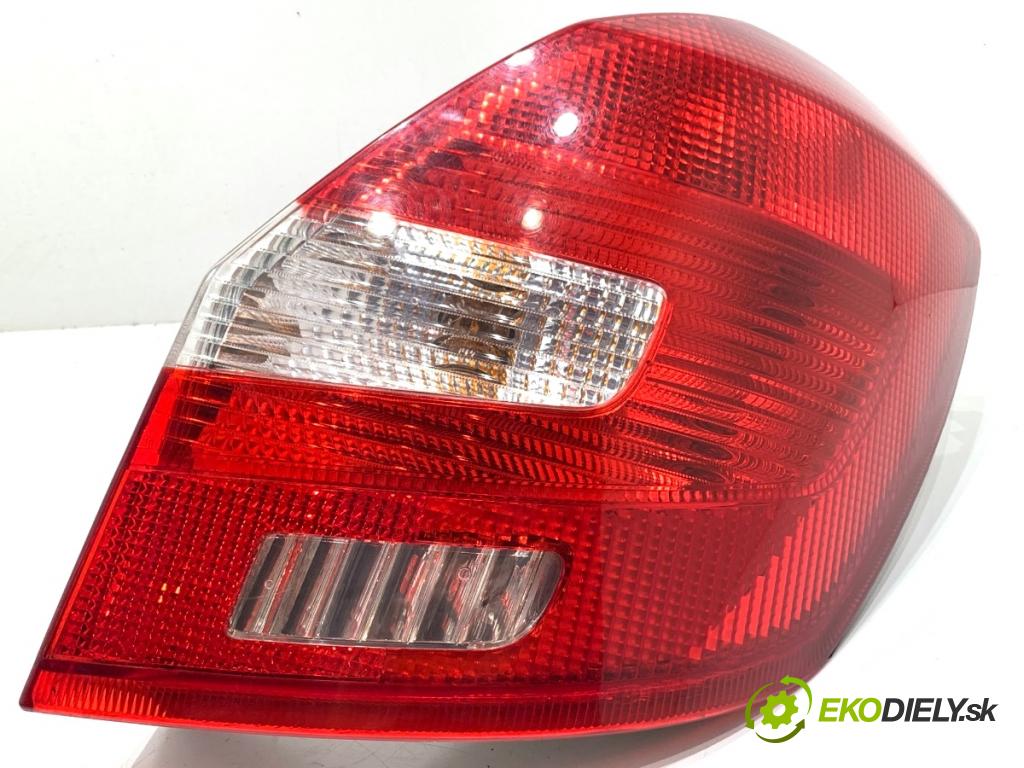 SKODA FABIA II Kombi 2008 63 kW 1.4 1390 Svetlo pravy zad 