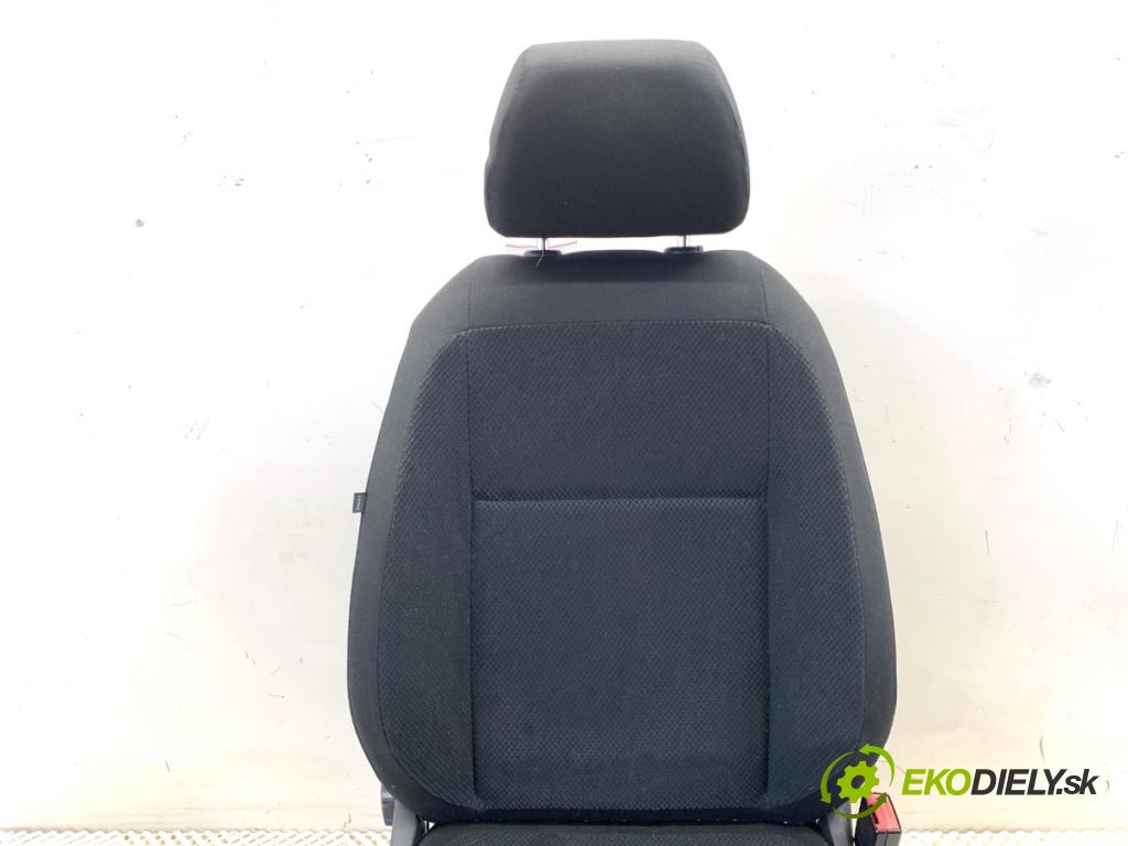 SKODA FABIA II Kombi 2008 63 kW 1.4 1390 sedadlo pravý přední část