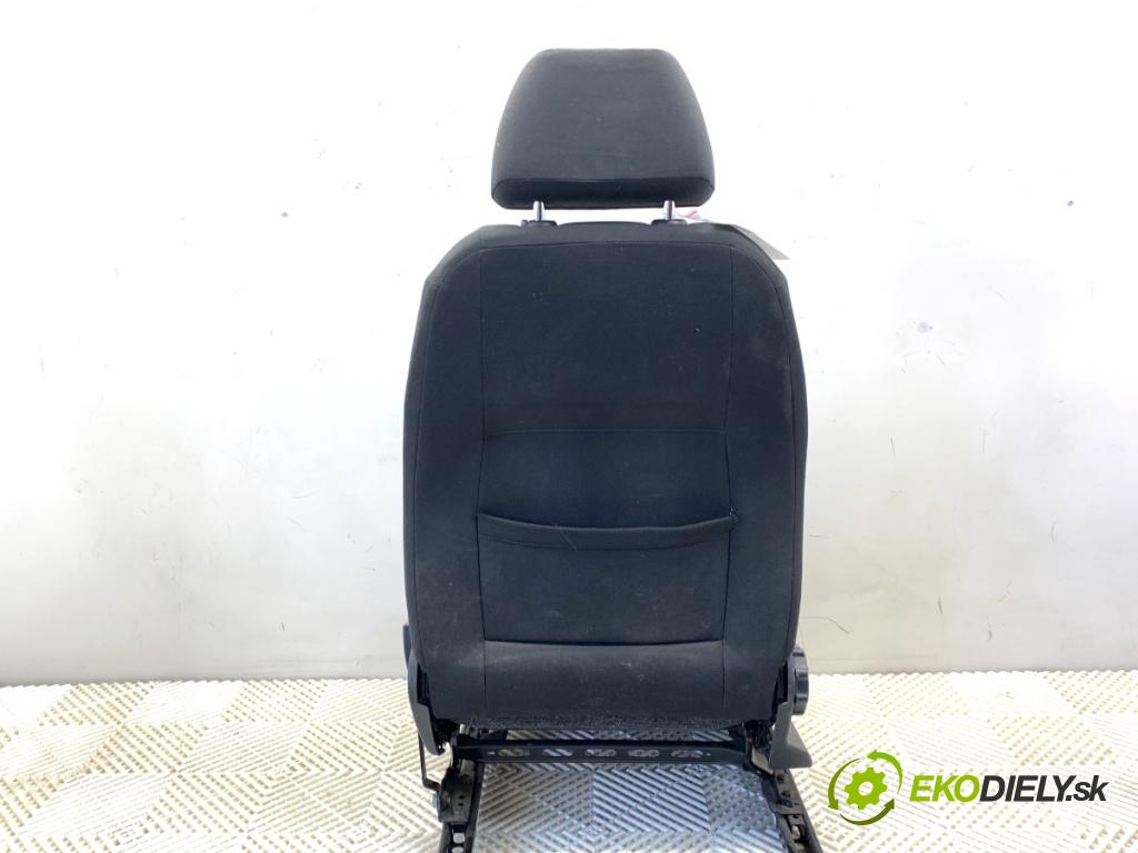 SKODA FABIA II Kombi 2008 63 kW 1.4 1390 sedadlo pravý přední část
