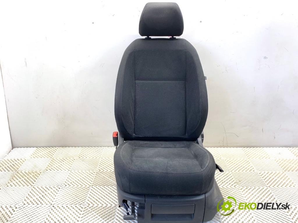 SKODA FABIA II Kombi 2008 63 kW 1.4 1390 Sedadlo ľavy predný 