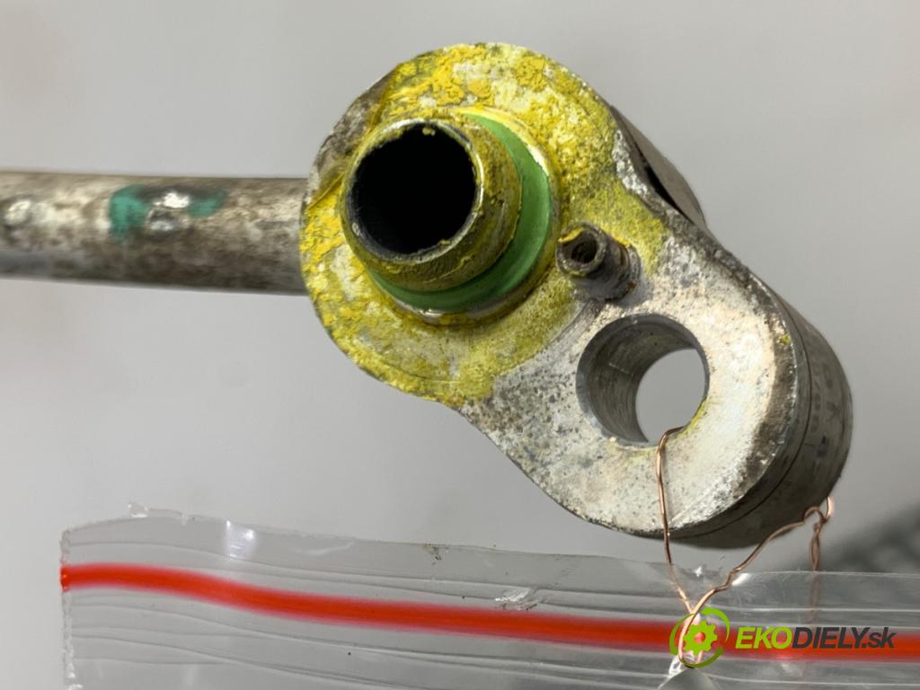 SKODA FABIA II Kombi 2008 63 kW 1.4 1390 rúrka klimatizace 6Q1820741AC (Trubka klimatizace)