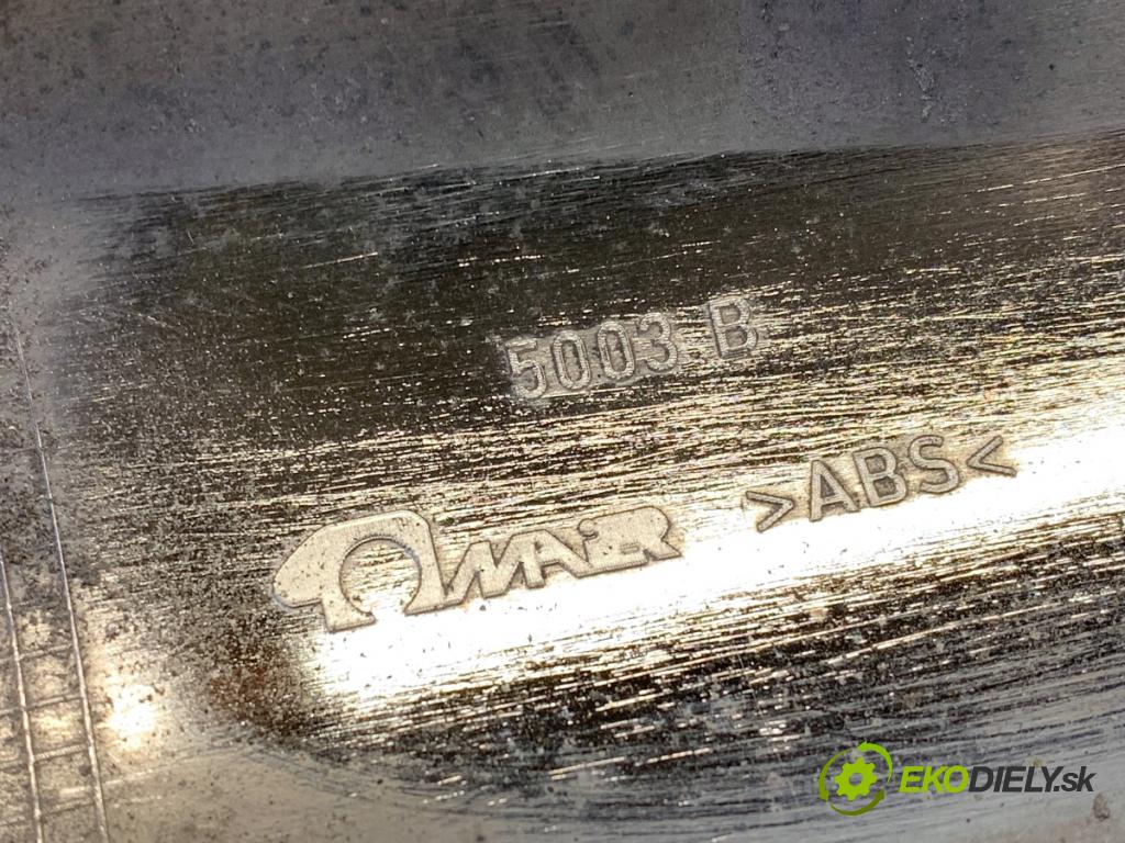 CITROEN DS5 liftback 2012 120 kW 2.0 HDi 165 1997 Lišta Dvere pravy predný