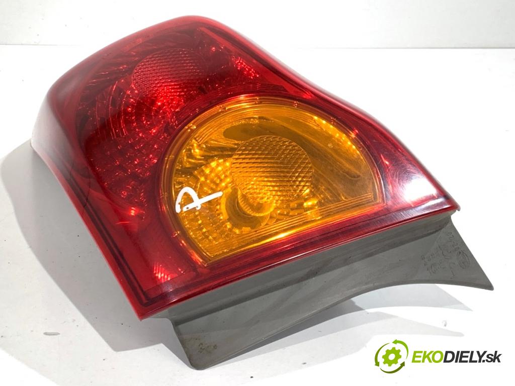 TOYOTA COROLLA E15 sedan 2008 93 kW 2.0 D-4D (ADE150) 1998 Svetlo pravy zad