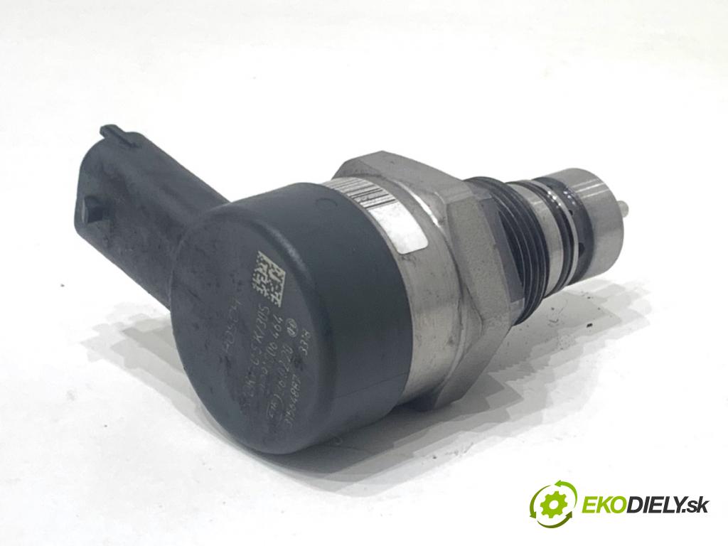 JAGUAR E-PACE SUV 2020 132 kW 2.0 D180 AWD 1999 Regulátor tlaku paliva 0281006464 (Palivový systém ostatné)