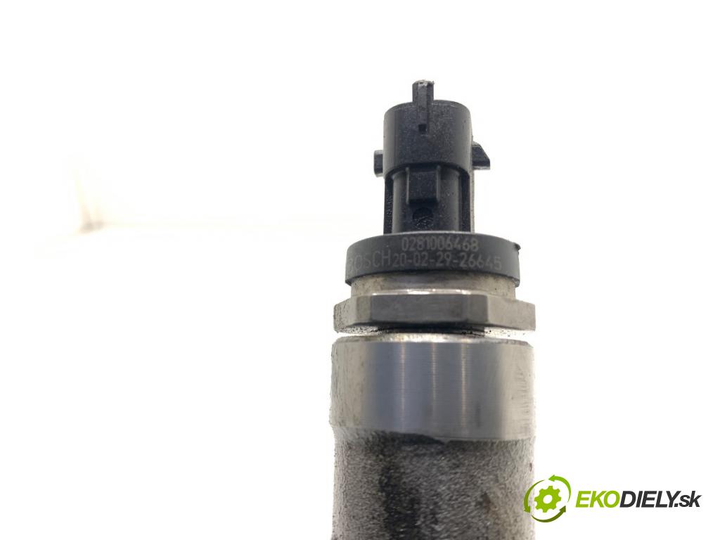 JAGUAR E-PACE SUV 2020 132 kW 2.0 D180 AWD 1999 Lišta vstrekovacia SENZOR: 0445214332