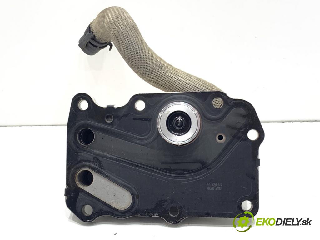 JAGUAR E-PACE SUV 2020 132 kW 2.0 D180 AWD 1999 Chladič oleja G4D3-6A642-BB