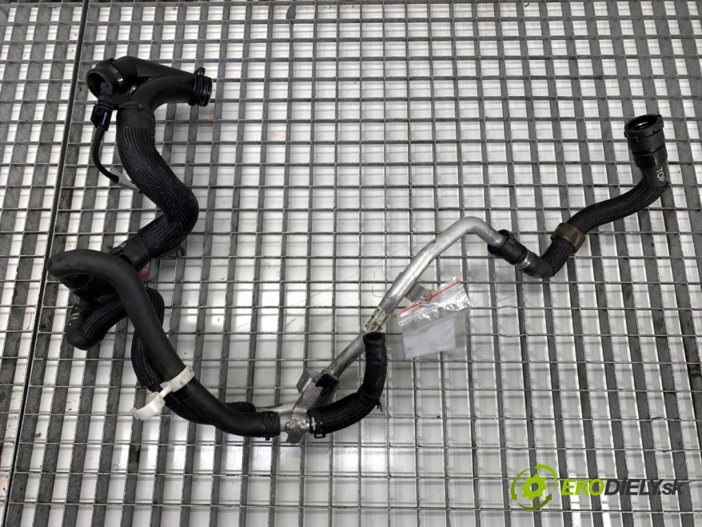 JAGUAR E-PACE SUV 2020 132 kW 2.0 D180 AWD 1999 Rozdeľovač vody G4D318B402BB