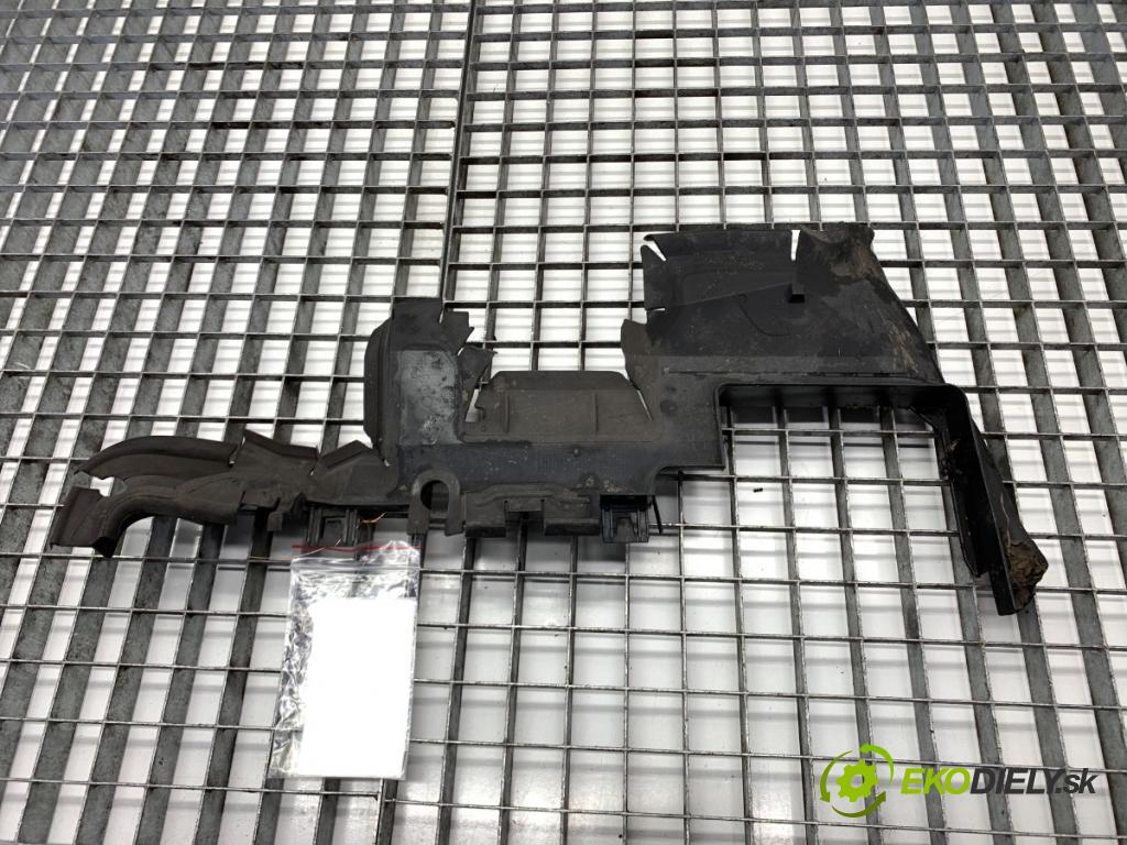 AUDI A4 B8 Kombi 2008 140 kW 2.7 TDI 2698 volant vzduchu 8K0121283F