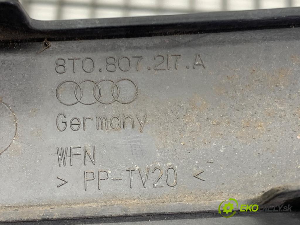 AUDI A4 B8 Kombi 2008 140 kW 2.7 TDI 2698 volant vzduchu 8T0807217A
