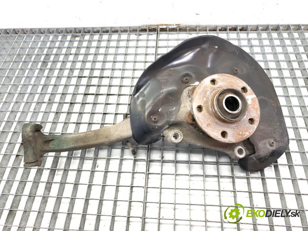 AUDI A4 B8 sedan 2009 105 kW 2.0 TDI 1968 náboj pravy predný 