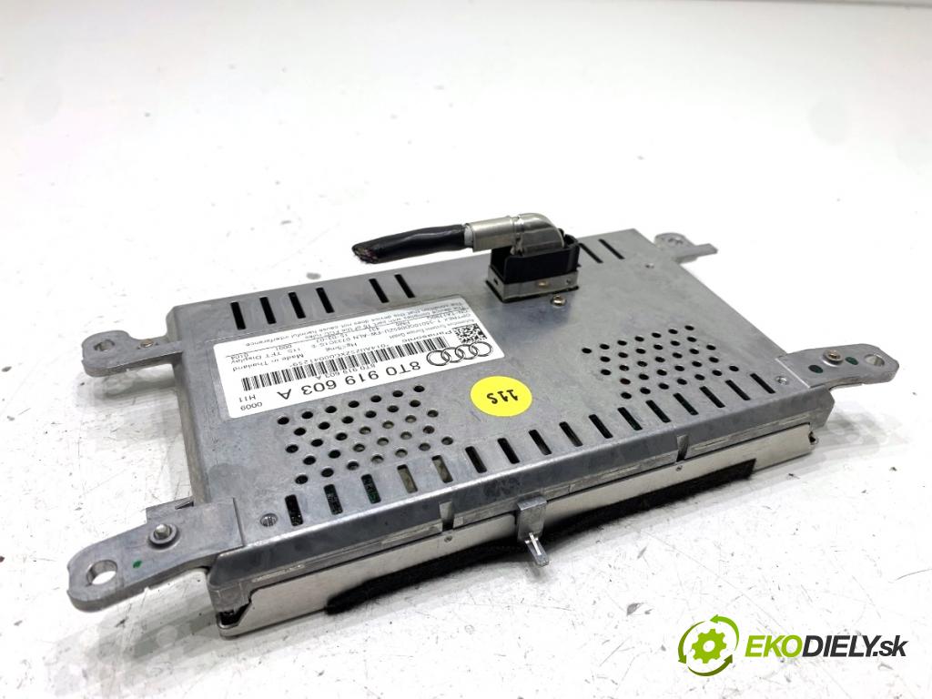 AUDI A4 B8 sedan 2009 105 kW 2.0 TDI 1968 Dislpej 8T0919603A (Prístrojová doska)