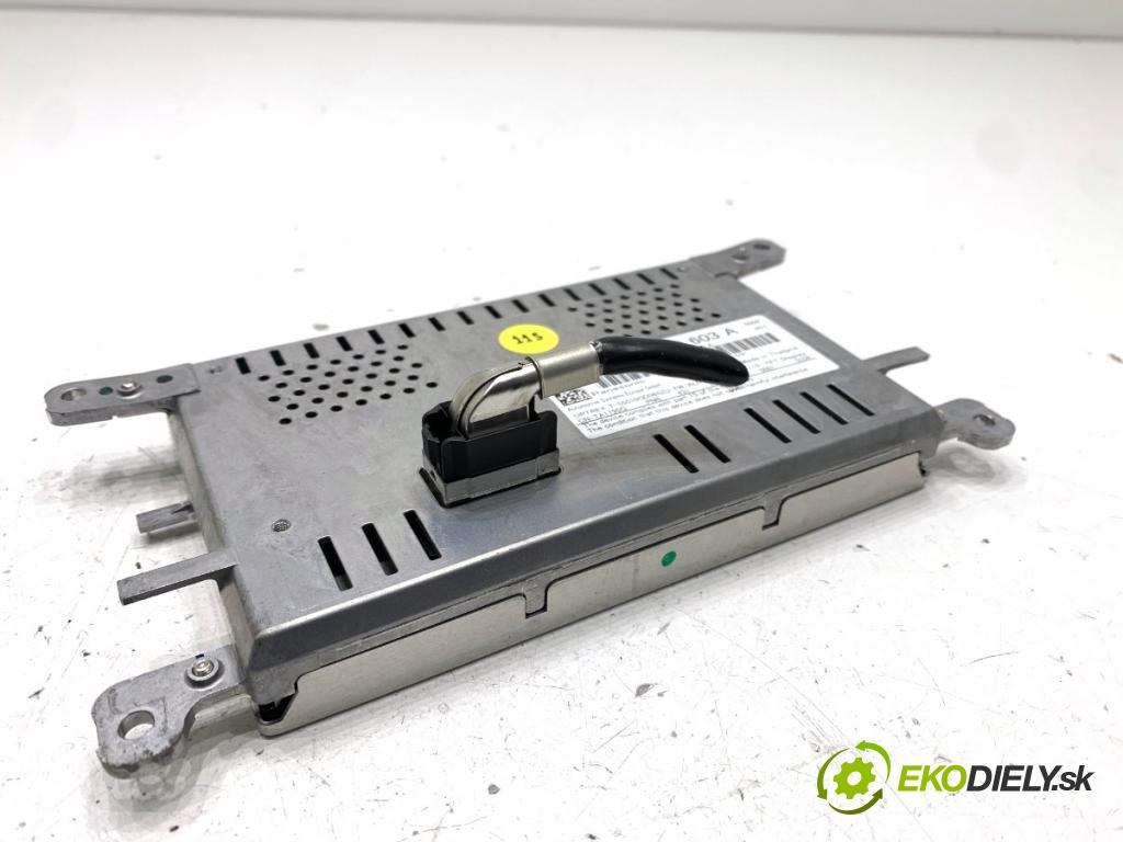 AUDI A4 B8 sedan 2009 105 kW 2.0 TDI 1968 Dislpej 8T0919603A (Prístrojová doska)