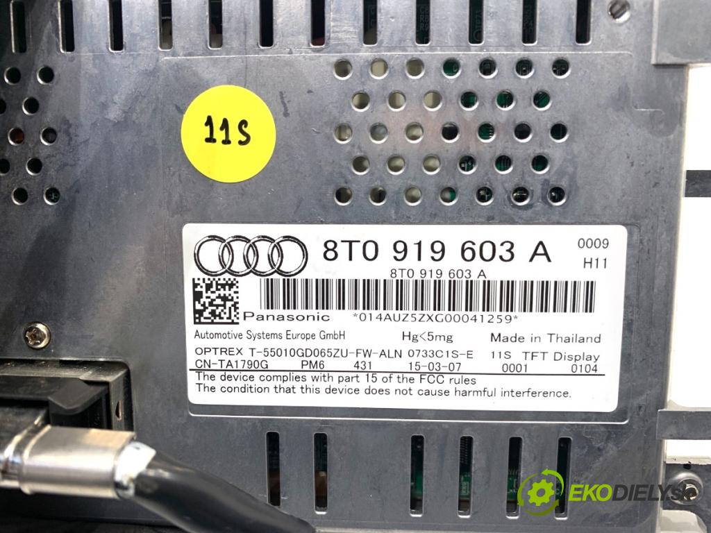 AUDI A4 B8 sedan 2009 105 kW 2.0 TDI 1968 Dislpej 8T0919603A (Prístrojová doska)