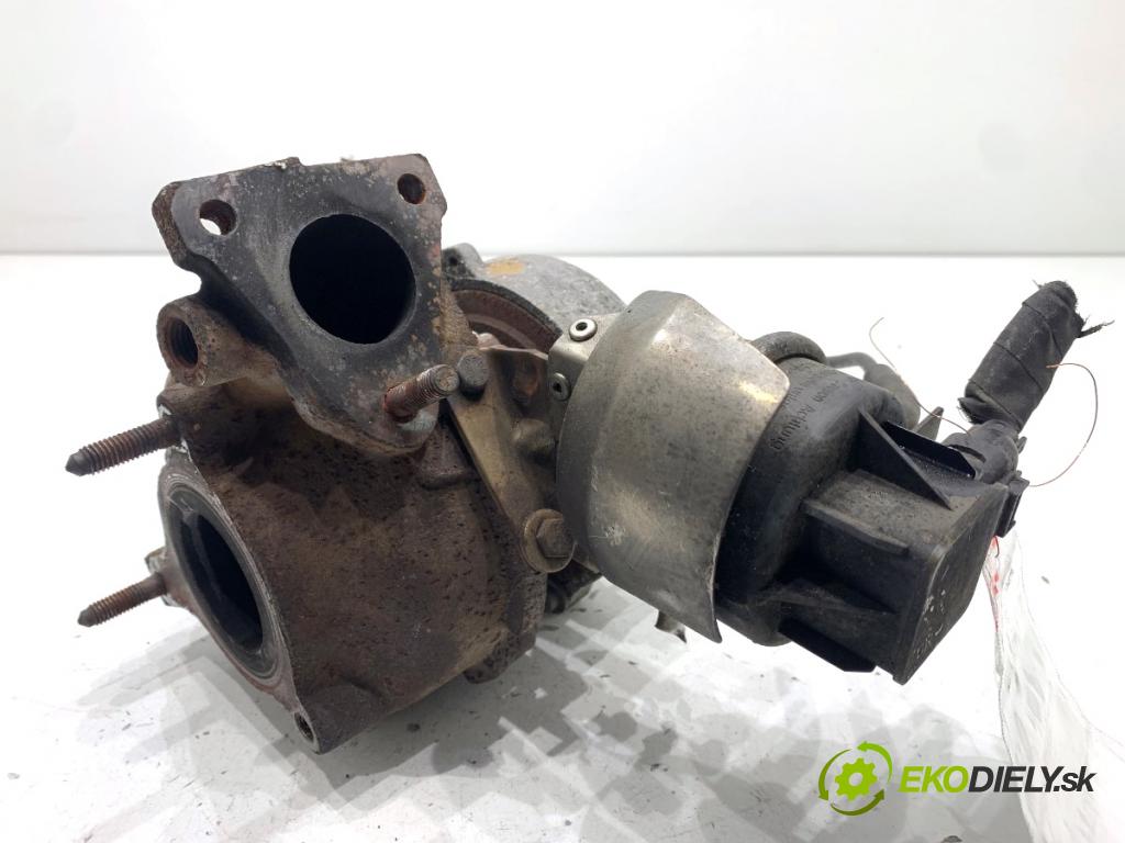 AUDI A4 B8 sedan 2009 105 kW 2.0 TDI 1968 turbo 03L145702D (Kompletní turbodmychadlo)