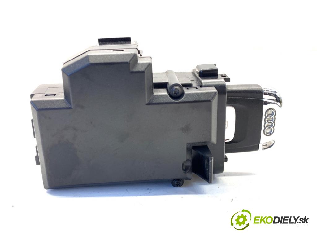 AUDI A4 B8 sedan 2009 105 kW 2.0 TDI 1968 spinačka 8K0909131C (Spínacia skrinka)