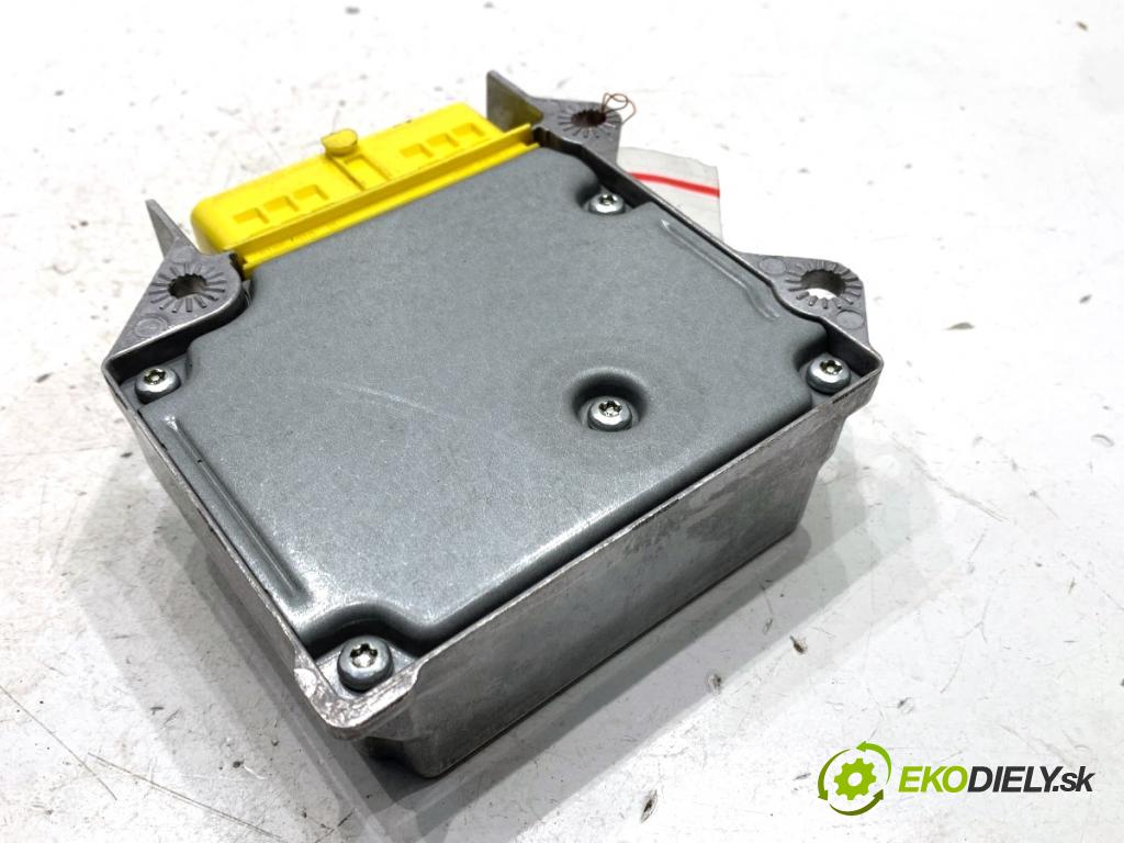 AUDI A4 B8 sedan 2009 105 kW 2.0 TDI 1968 senzor airbag 8K0959655B (Snímač)