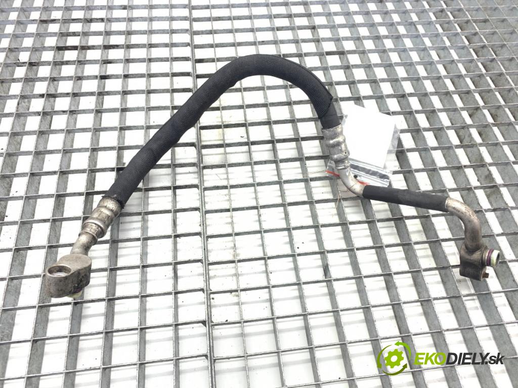 AUDI A4 B8 sedan 2009 105 kW 2.0 TDI 1968 rúrka klimatizace  (Trubka klimatizace)