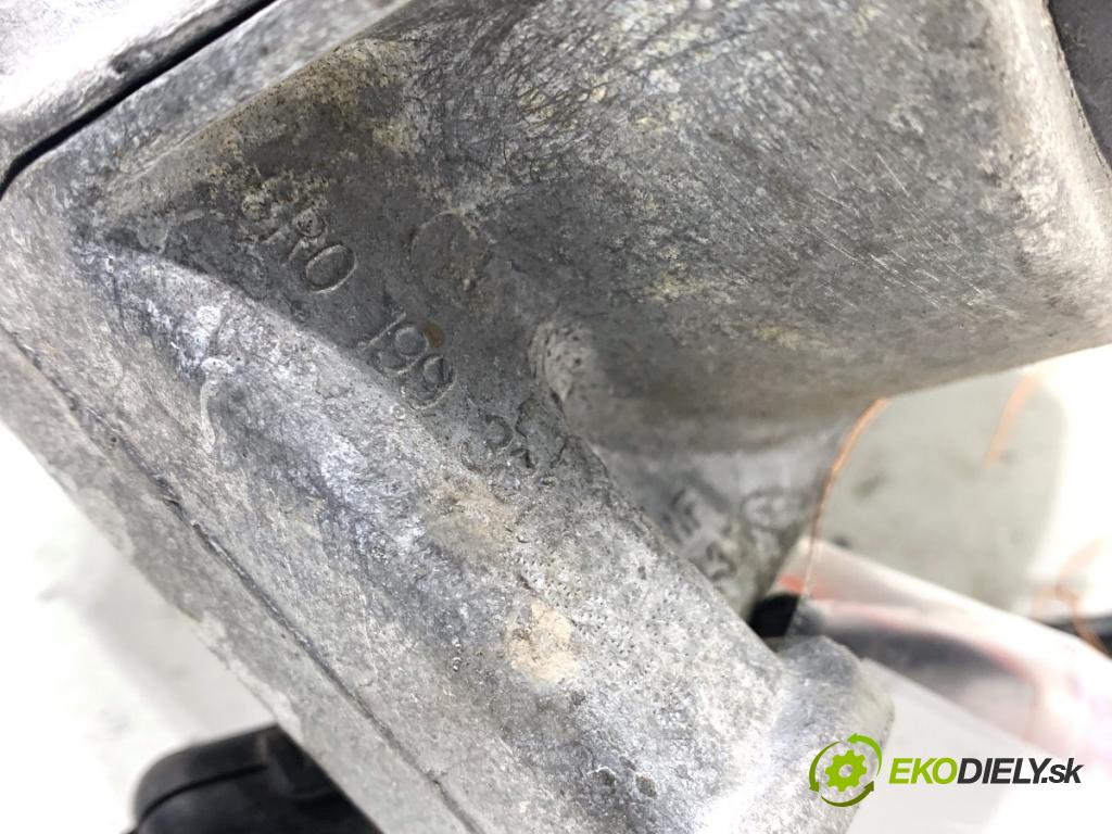 AUDI A4 B8 sedan 2009 105 kW 2.0 TDI 1968 AirBag Motor ľavy 8R0199381