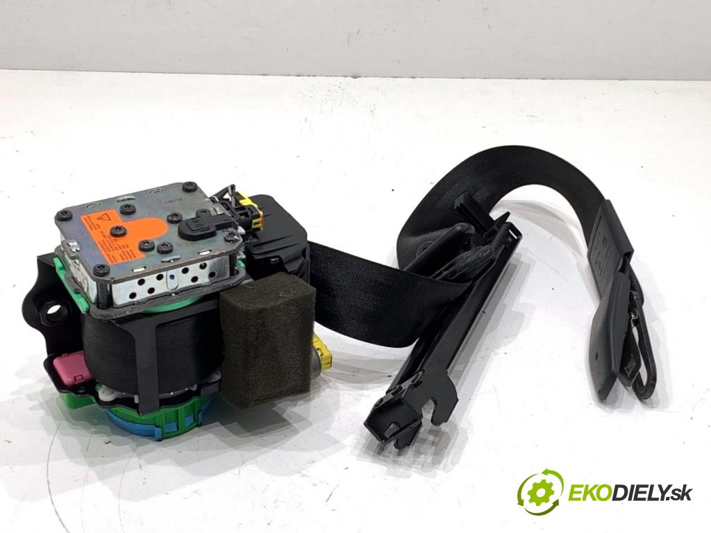 AUDI A4 B8 sedan 2009 105 kW 2.0 TDI 1968 držák bezpečnost pravý přední část