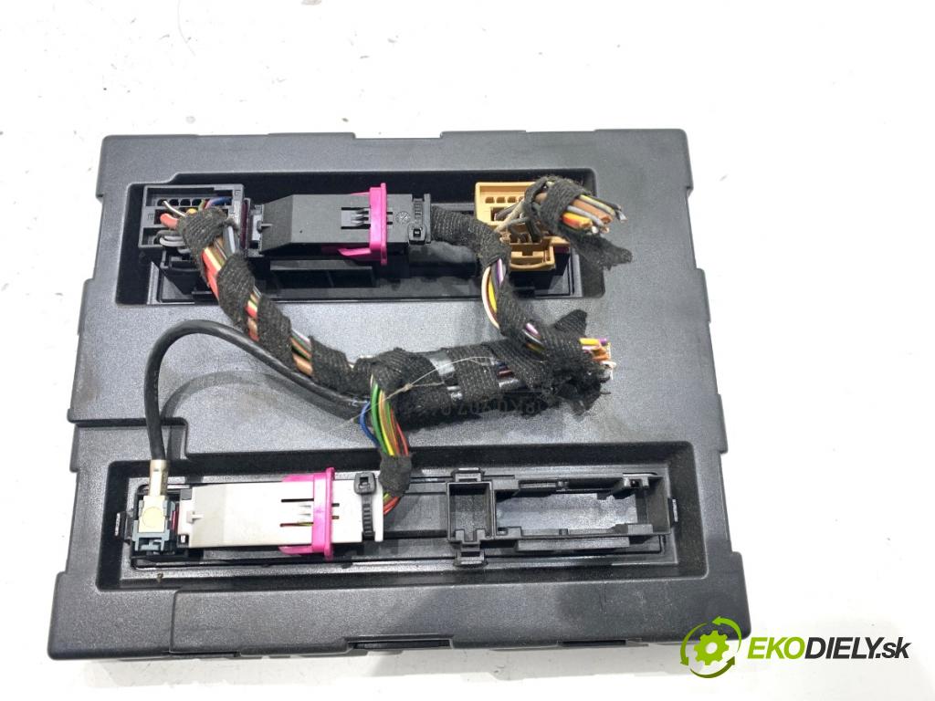 AUDI A4 B8 sedan 2009 105 kW 2.0 TDI 1968 modul BCM 8K0907064N (Řídící jednotka ostatní)