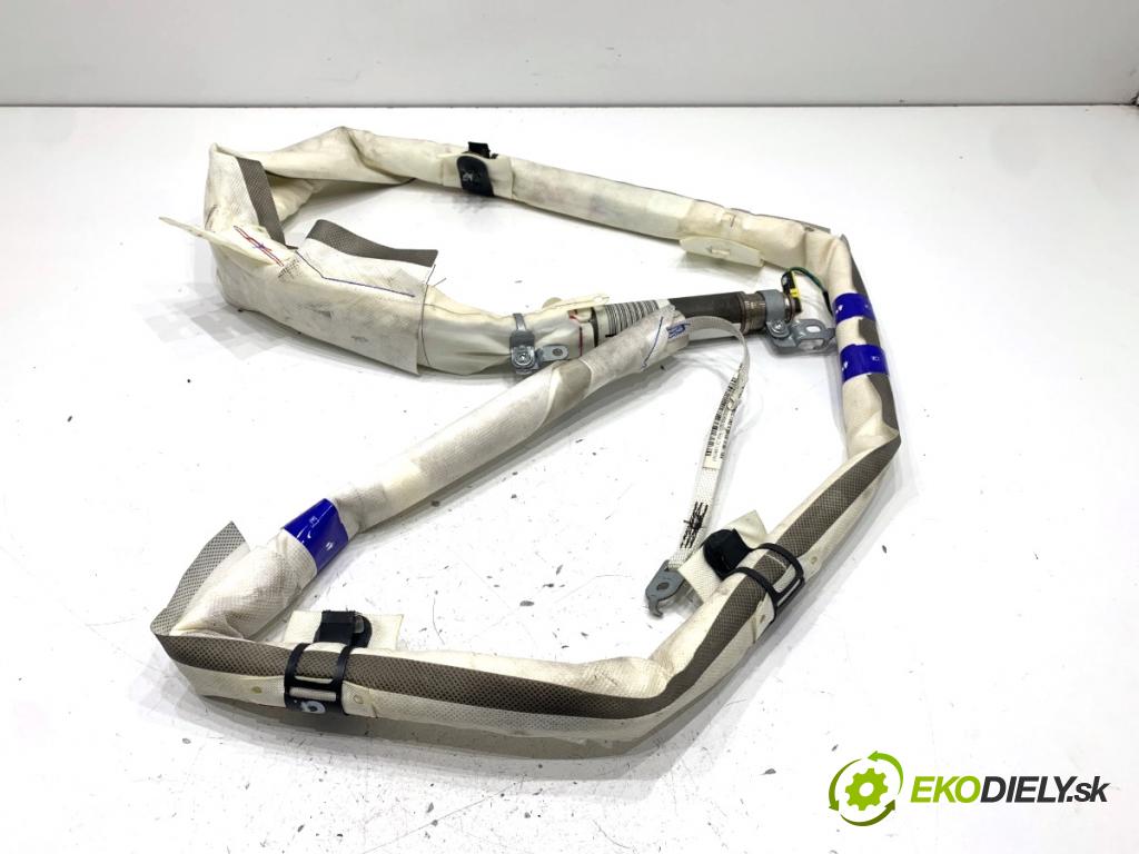 AUDI A4 B8 sedan 2009 105 kW 2.0 TDI 1968 Stropný pravy 8K0880742D