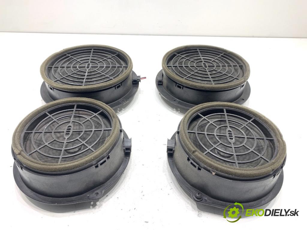 AUDI A4 B8 sedan 2009 105 kW 2.0 TDI 1968 reproduktory 8R0035411