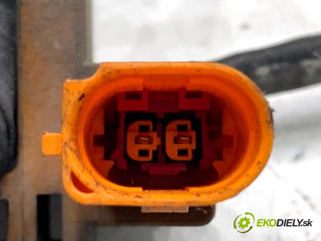 AUDI A4 B8 sedan 2009 105 kW 2.0 TDI 1968 Snímač teploty spalín 8K0971504A (Snímač)