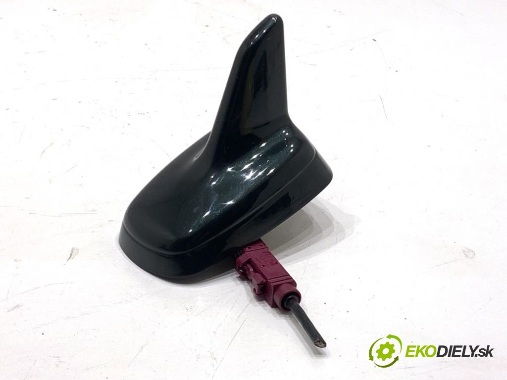 AUDI A4 B8 sedan 2009 105 kW 2.0 TDI 1968 ANTENA 8K9035503D